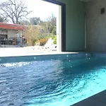 Caruso - Authenticite - Piscine - Climatisation - Vignes Trouillas
