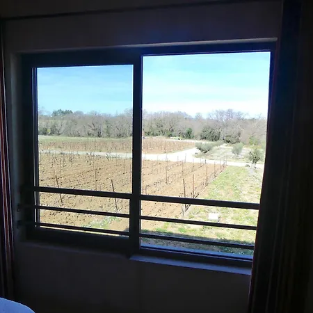 Caruso - Authenticité - Piscine - Climatisation - Vignes Apartamento