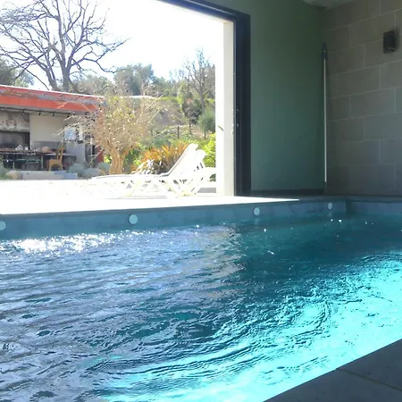 Caruso - Authenticité - Piscine - Climatisation - Vignes Trouillas